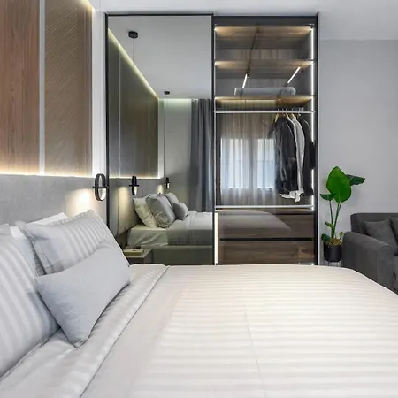 Aristotelian Virtues - Tharros * Θεσσαλονίκη