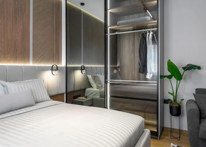 Aristotelian Virtues - Tharros Apartament Salonic