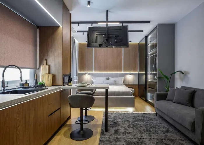 Aristotelian Virtues - Tharros Appartement Thessaloniki