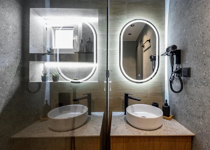 Apartament Aristotelian Virtues - Tharros *
