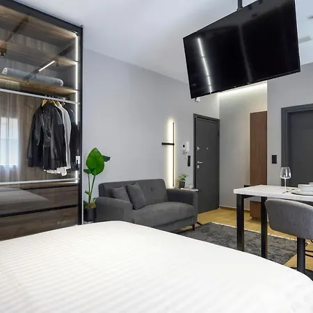 Aristotelian Virtues - Tharros