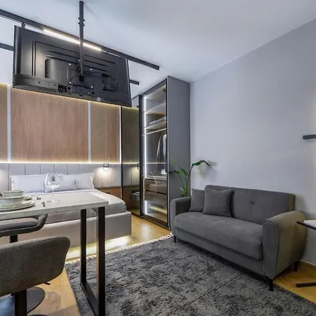 Aristotelian Virtues - Tharros